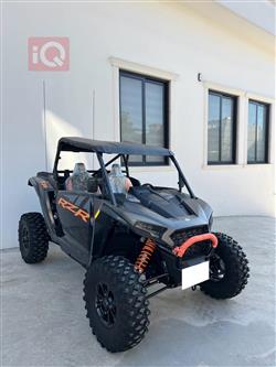 پۆلاریس RZR